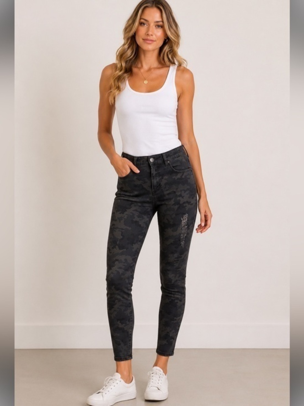 STS Blue Alice Ankle Skinny Jeans Size 28 Black Camo Distressed Stretch Denim